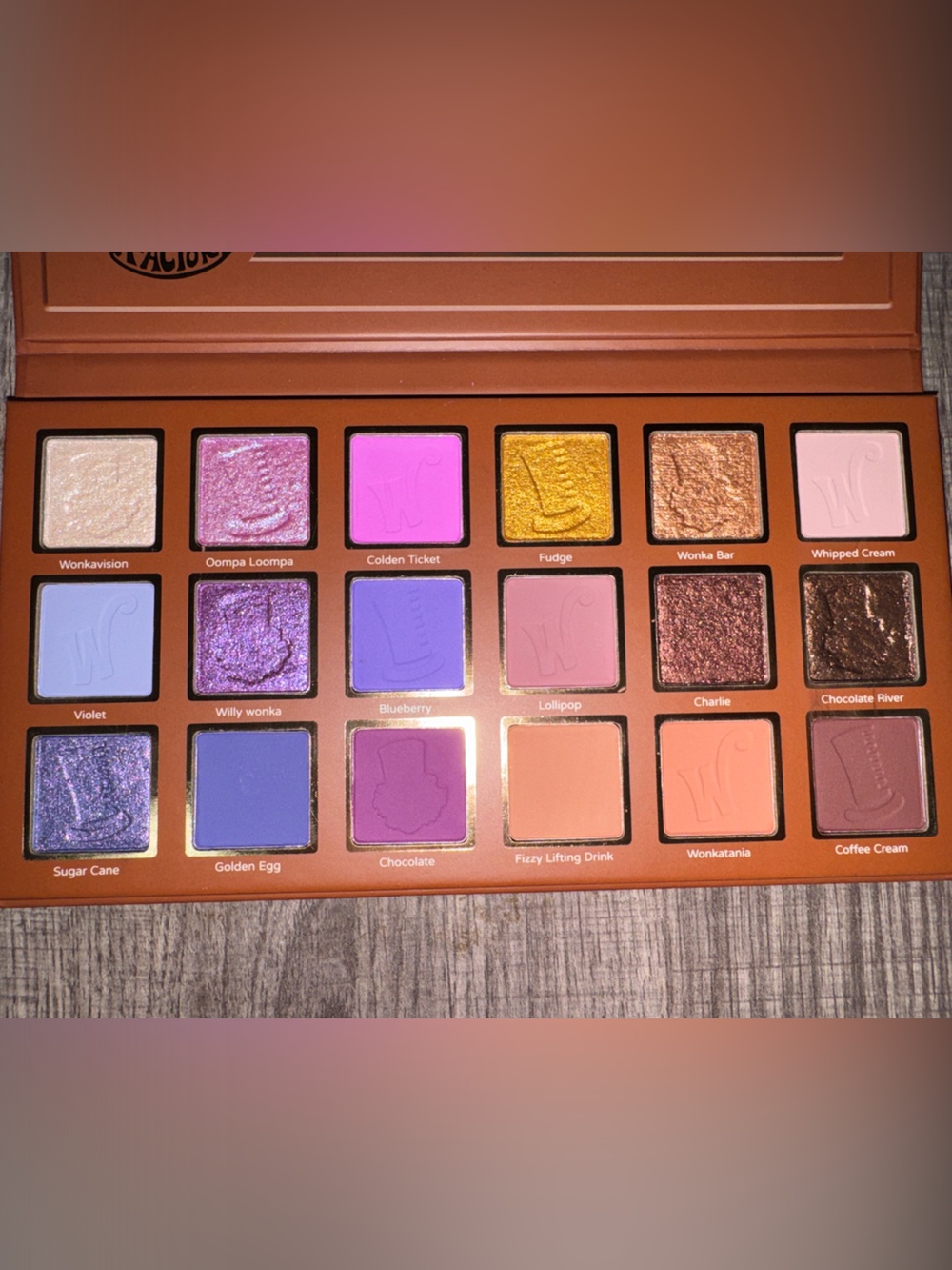 GLAMLITE x Wonka Chocolate Bar Eyeshadow Palette